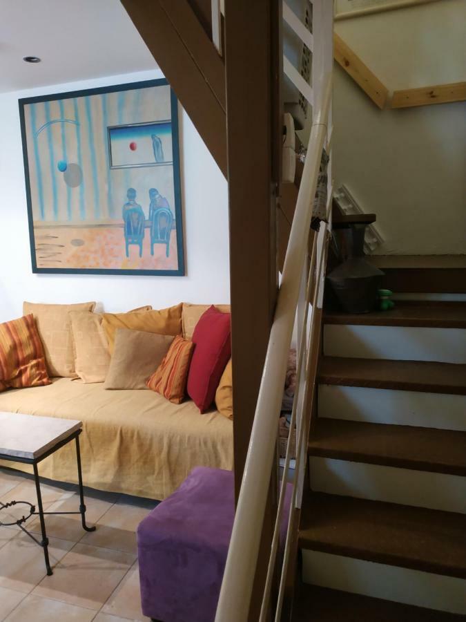 Studio Apt Great Location Heart Of Downtown District Apartment Haifa Exterior photo